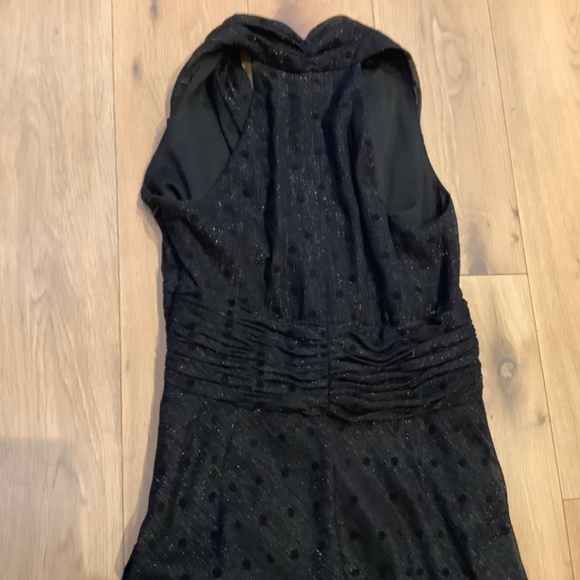 Fun and Flirty Dress with a little sparkle - 4 - Picture 5 of 5